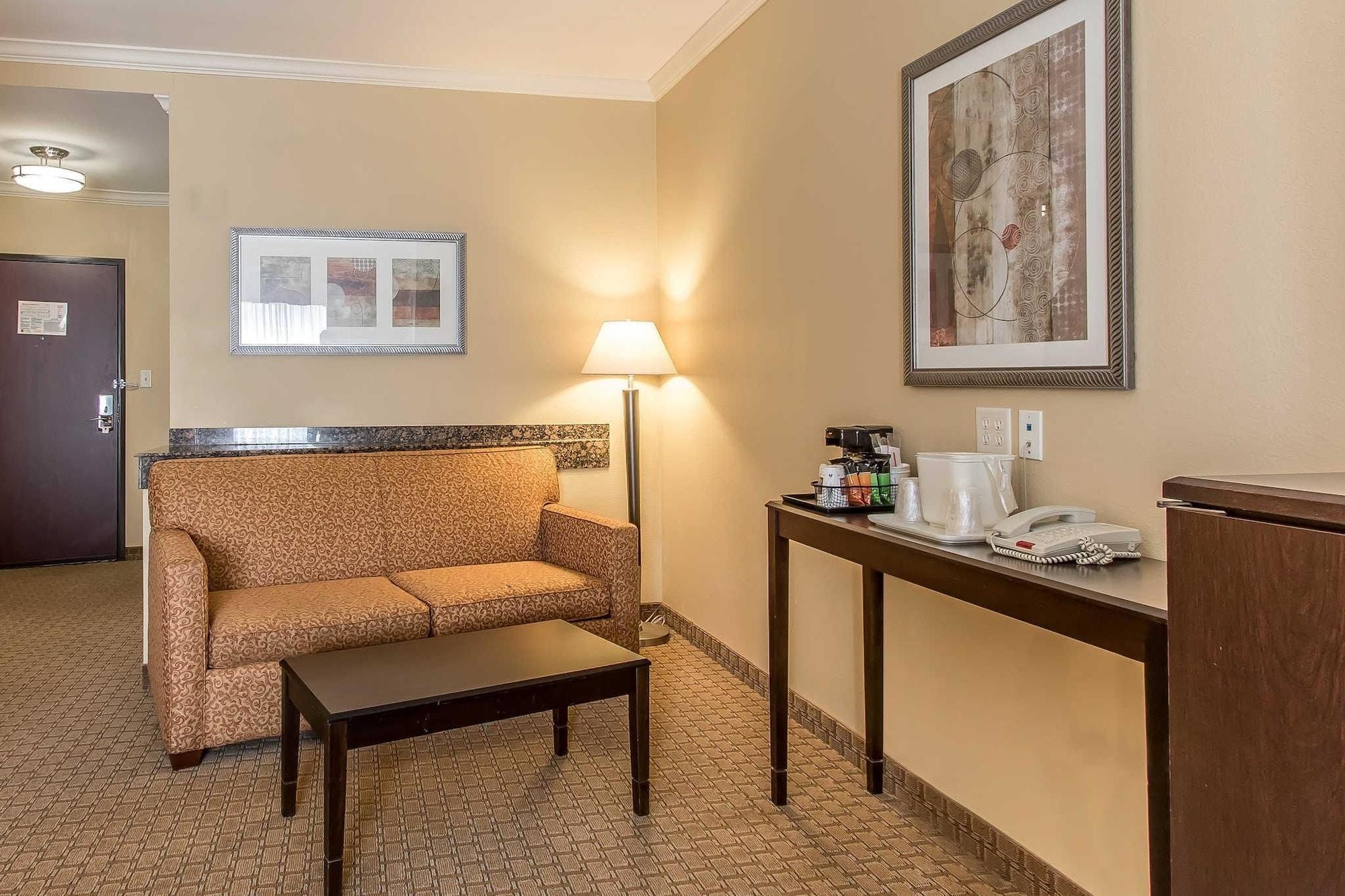 Comfort Suites Lawton Near Fort Sill Exterior foto