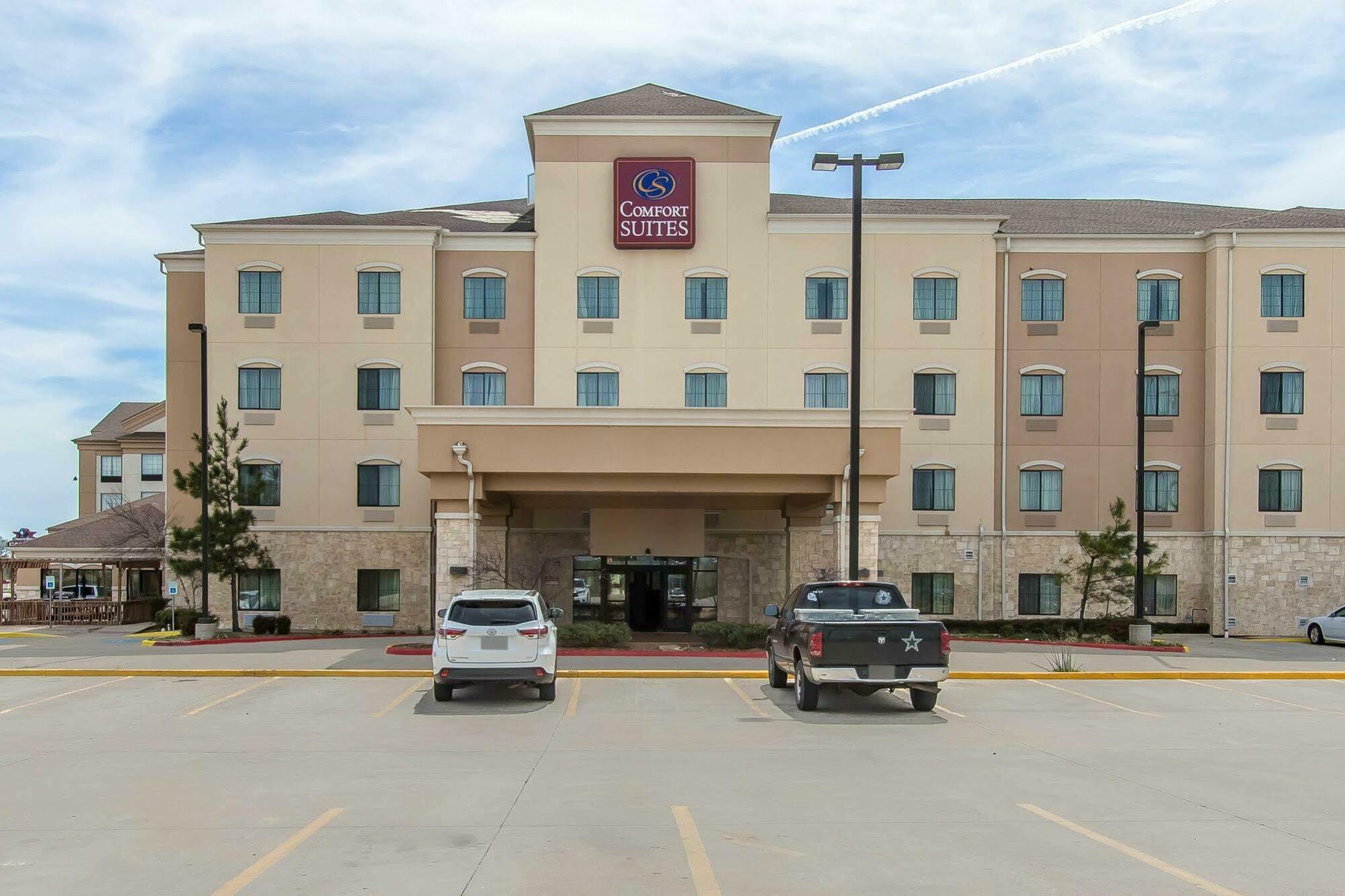 Comfort Suites Lawton Near Fort Sill Exterior foto